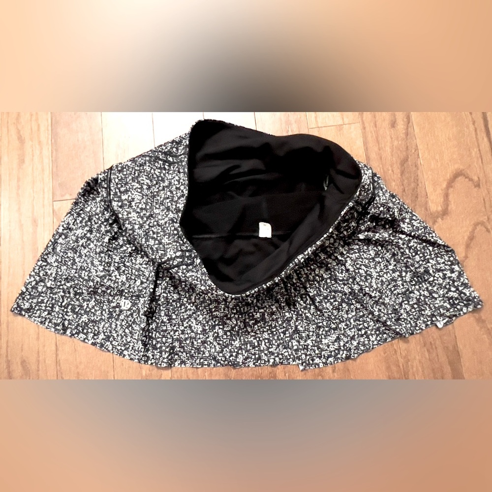 Lululemon Exercise Tennis Skort, Size: 8 Tall (Black/White Print) **LIKE NEW!!** - Picture 4 of 11